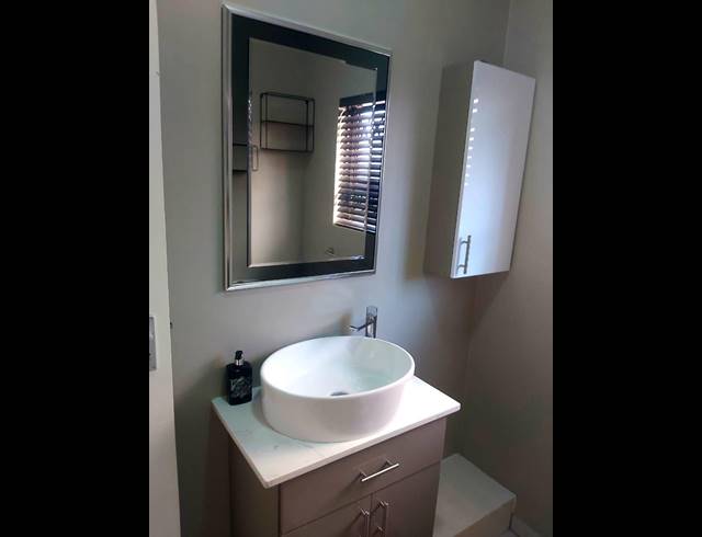 2 BEDROOM APARTMENT TO LET IN TERRA NOVA